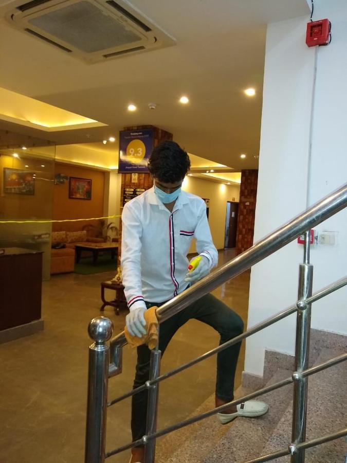 Airport Hotel Tashree New Delhi Ngoại thất bức ảnh
