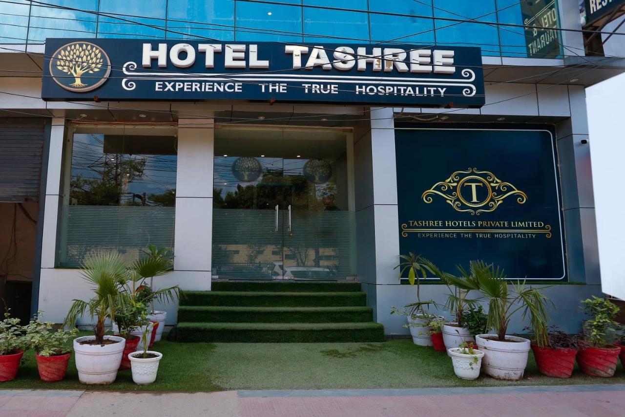 Airport Hotel Tashree New Delhi Ngoại thất bức ảnh